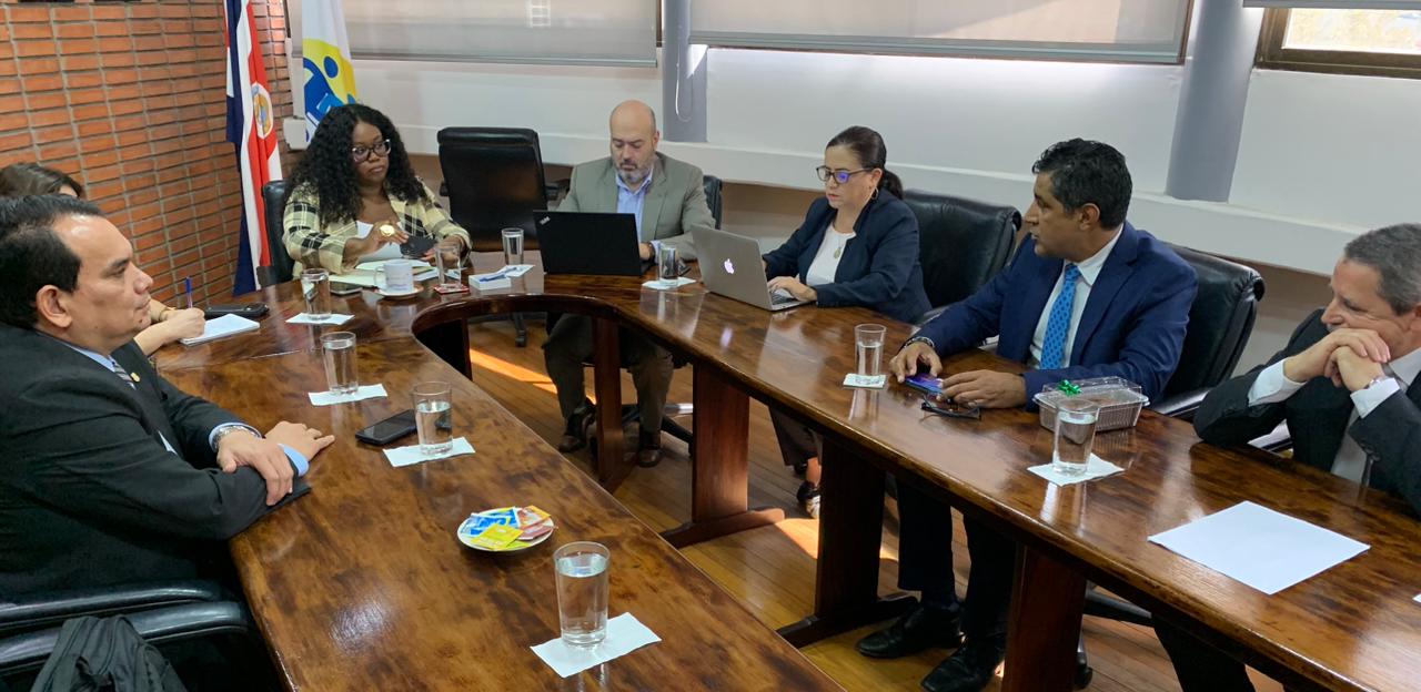 Defensoría de los Habitantes, OIJ y Ministerio de Hacienda logran acuerdo en temas presupuestarios