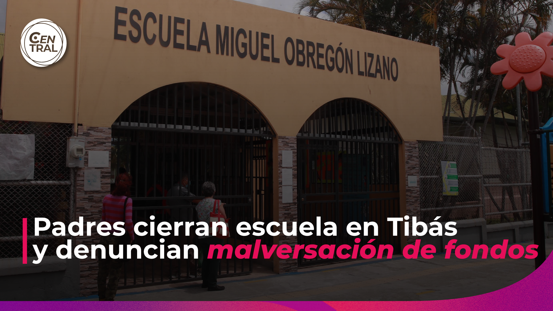 Padres protestan en escuela de Tibás y exigen investigación al MEP.